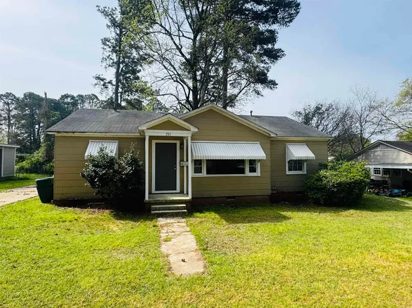 731 Lucy Cir, Magnolia, AR 71753