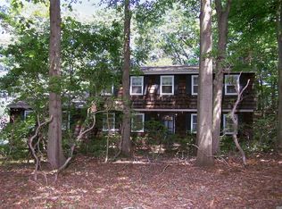 31 Black Locust Ave, East Setauket, NY 11733