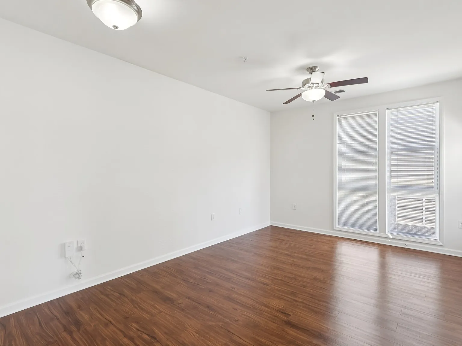 Catherine 36 Apartments — Photo 4