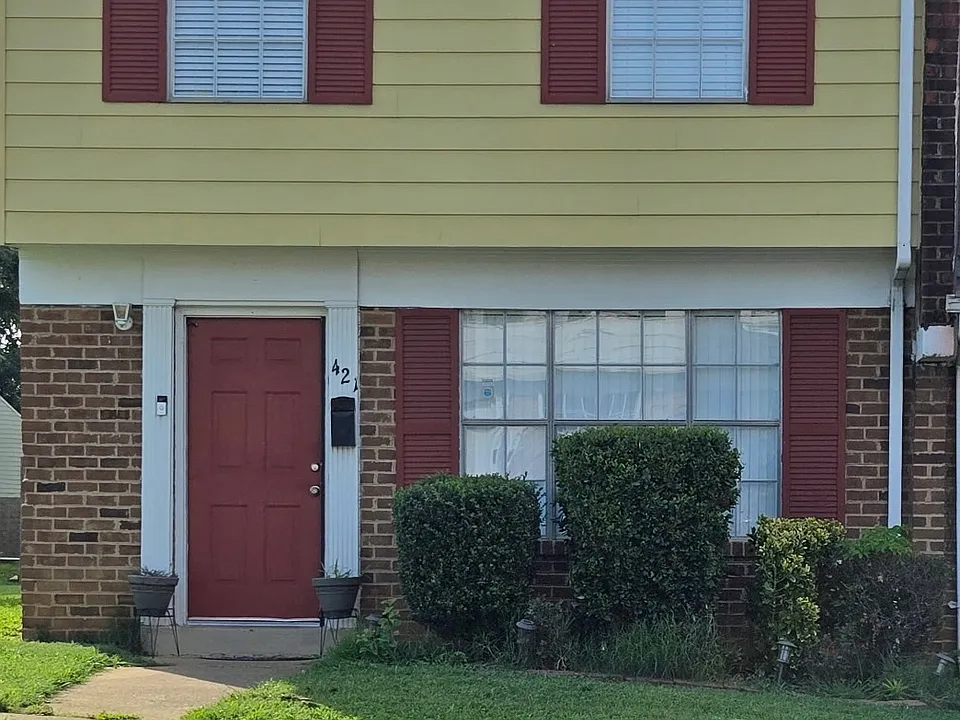 421 Roxana Rd