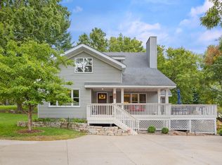 1940 Concordia St, Wayzata, MN 55391