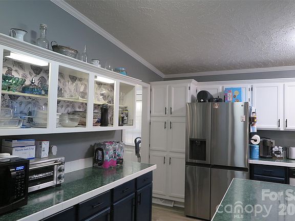 4th image of 125 Rankin Rd