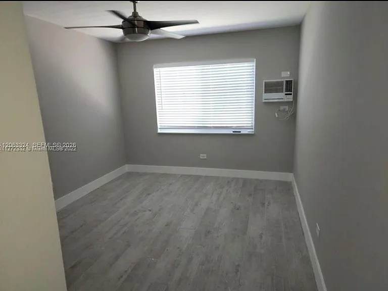 8035 Byron Ave #2 — Photo 10