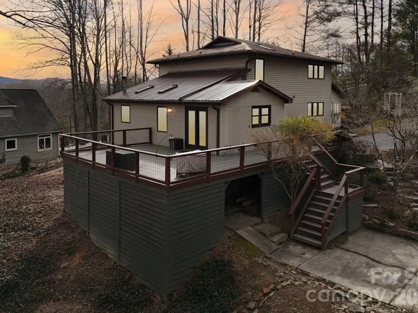 623 Owensby Rd, Hendersonville, NC 28792