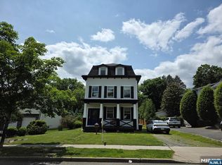 126 Closter Dock Rd, Closter, NJ 07624