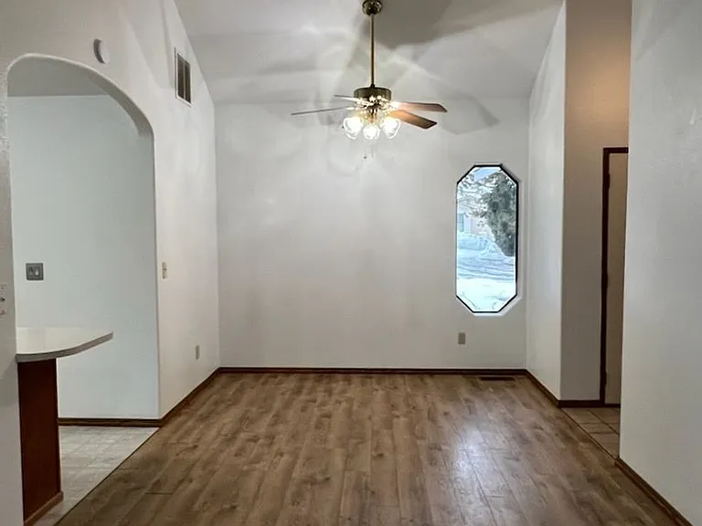1339 Johnson Ct — Photo 5