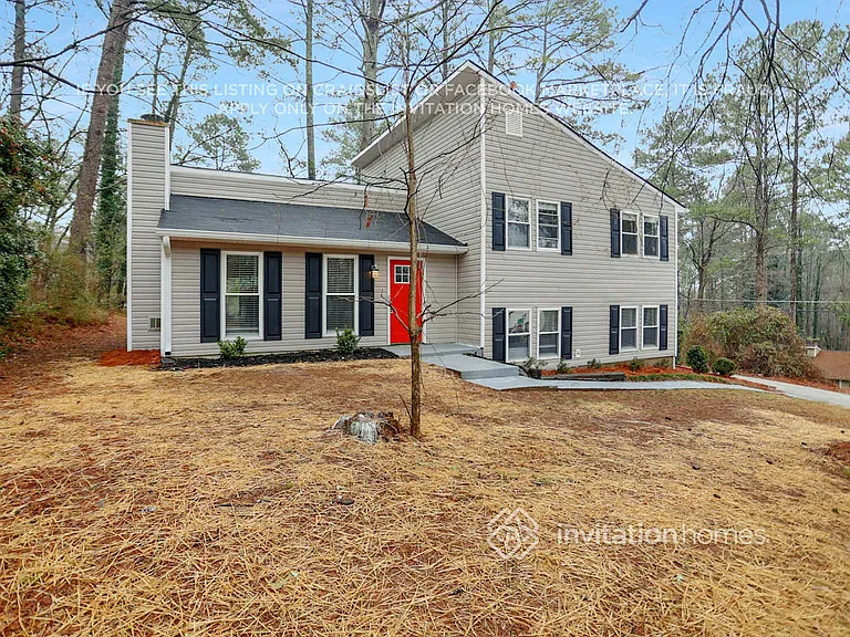 4496 Fowler Ln — Photo 3