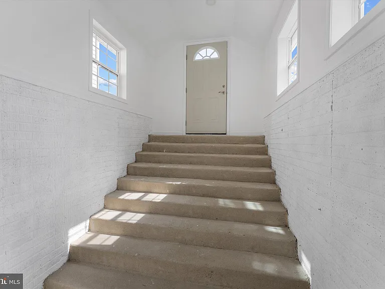 217 Bridgewater Dr — Photo 19