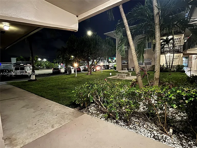 1480 E Sample Rd #209 — Photo 3