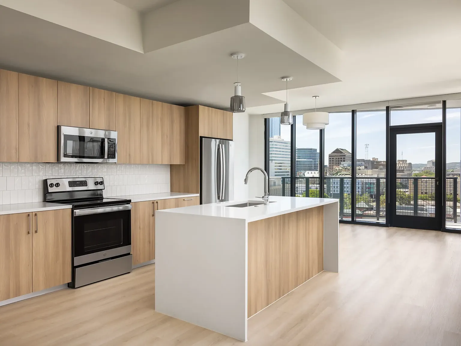 1 bed, 700 sqft, $2,500 — Photo 1