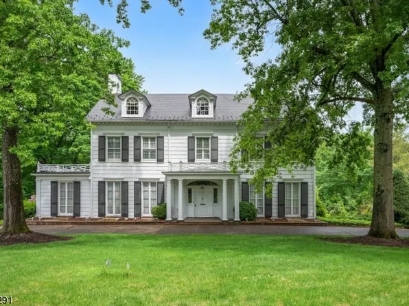 163 Oakwood Dr, New Providence Boro, NJ 07974