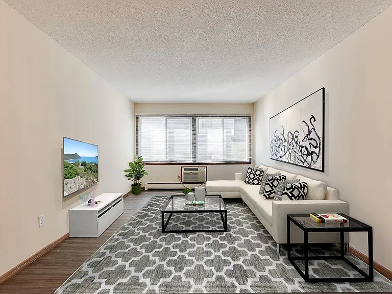 3016 Grand Avenue S. — Photo 3