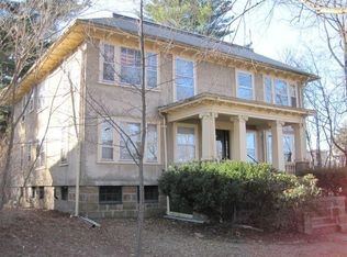 3 Stratford St APT 1, West Roxbury, MA 02132