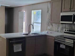 65 Second Street #17, St. Johnsbury, VT 05819