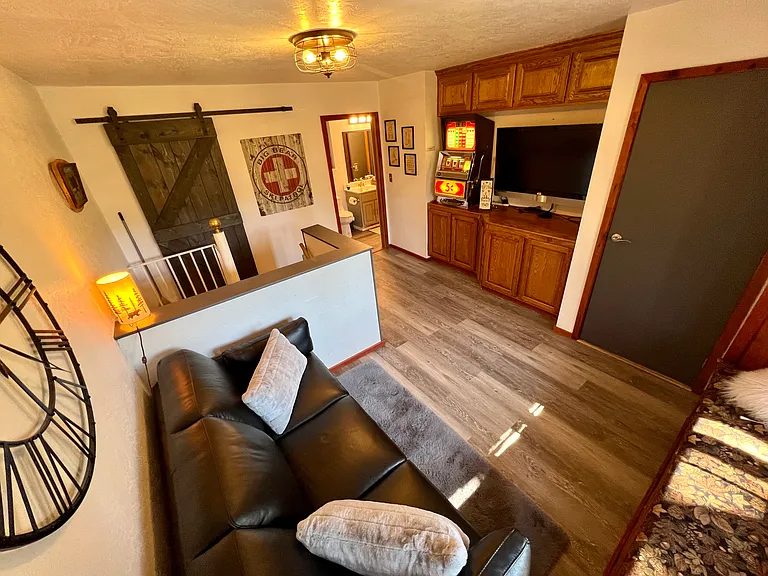 42615 Alta Vista Ave — Photo 9