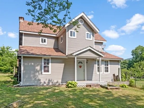 10270 Highway 16, Combs, AR 72721