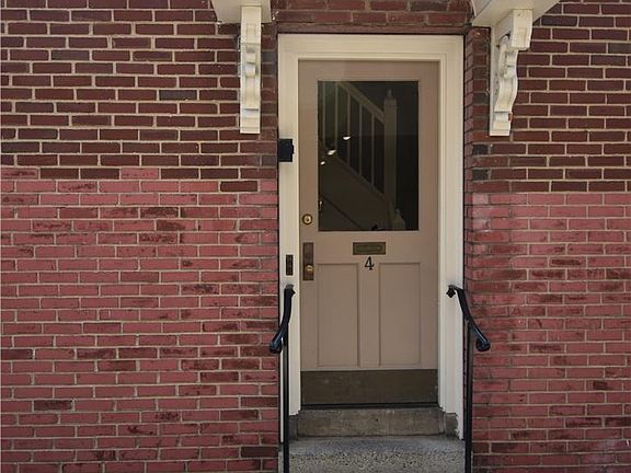 2nd image of 4 Bennett Ct
