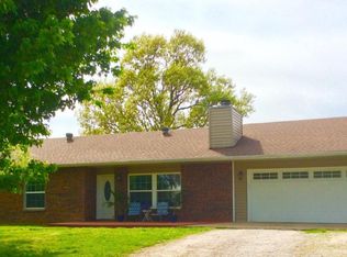 1340 Brookview Ln, Nixa, MO 65714