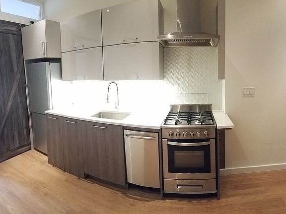 2nd image of 1488 Dekalb Ave #1RGARDEN