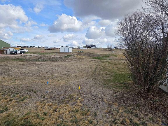 3rd image of 14782 Buckskin Ln