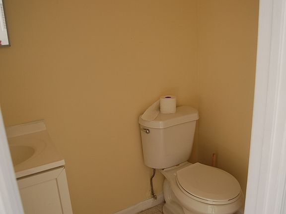 1/2 bath
