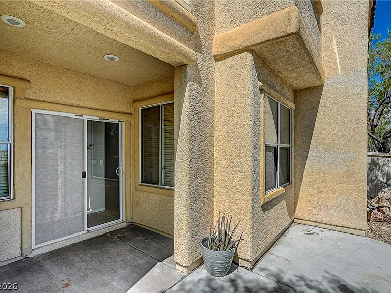 6600 Biltmore Garden St — Photo 41