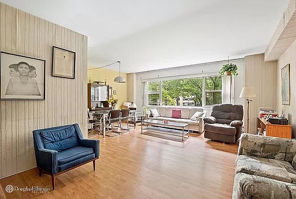 1st image of 3 Fordham Hill Oval APT 4E