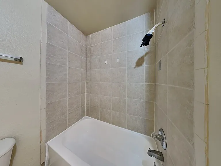 2955 Loving Ave — Photo 10