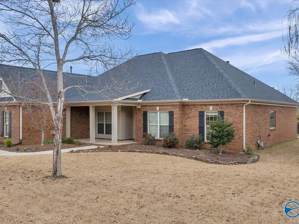 107 Ivy Green Ln, Huntsville, AL 35811