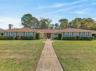 1271 Spring Valley Dr E, Mobile, AL 36693