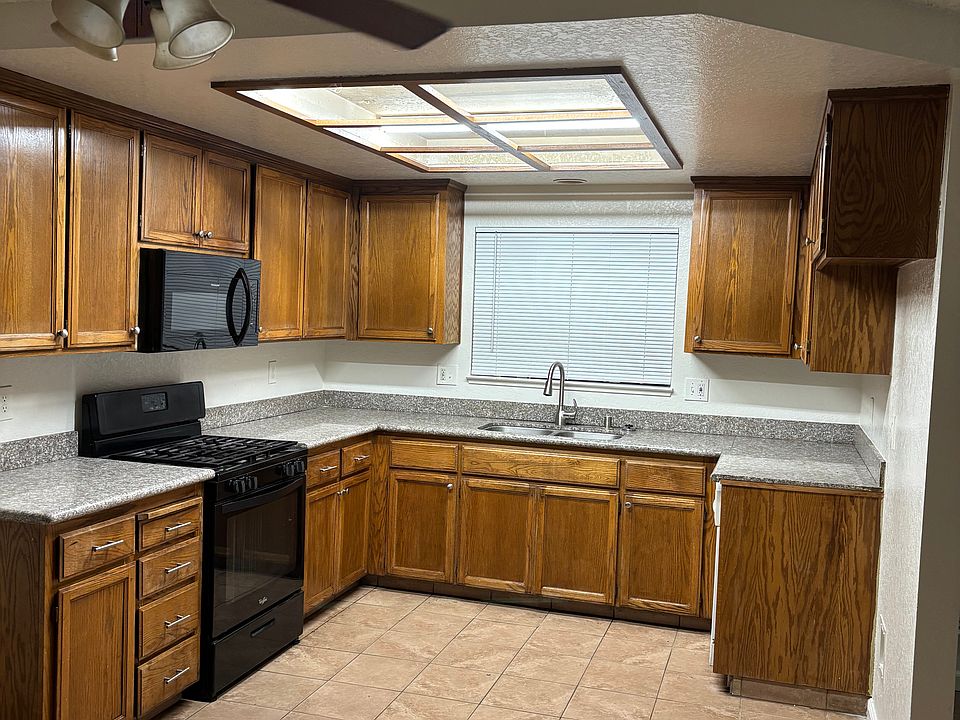 1st image of 1108 Los Ninos Ct