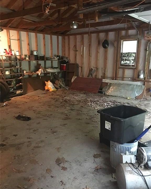 2nd image of 6687 Morris Rd