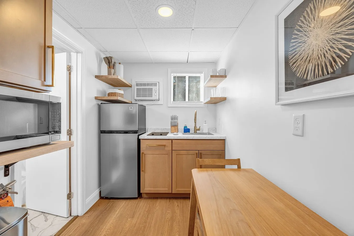 174 East Grand Avenue - 7 — Photo 1