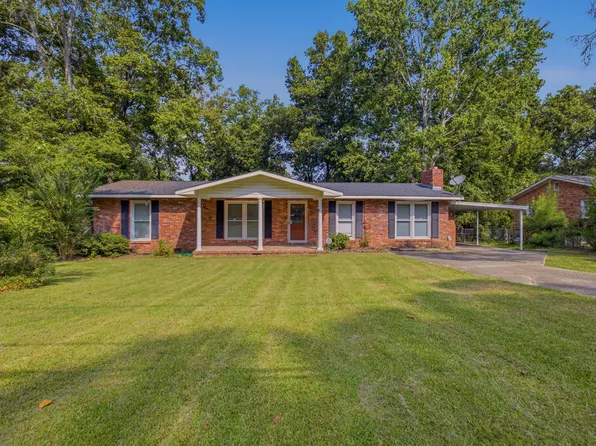 5913 Highpoint Dr, Columbus, GA 31909