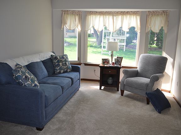 Living (Dining) Room