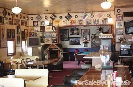 2nd image of 920 Iowa Ave