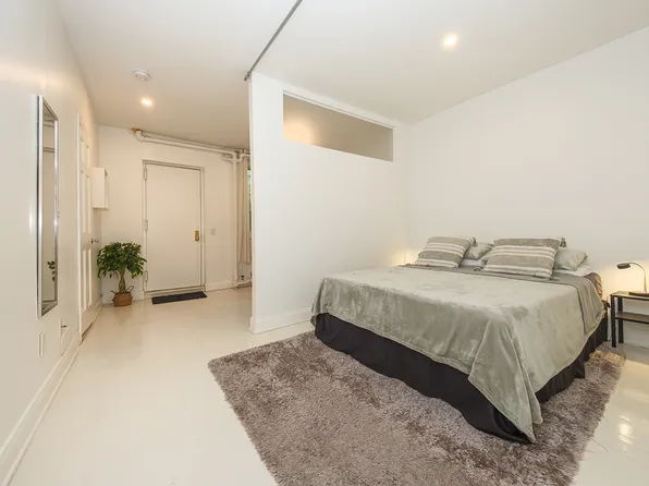 168 West 130th Street image 54 of 62