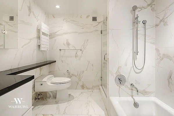 Rented by Warburg | media 8