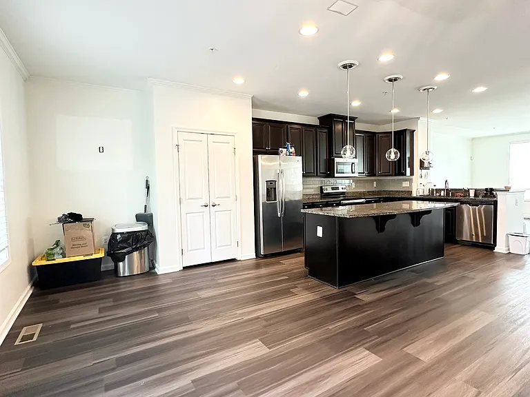 6314 Halsted Ave — Photo 27