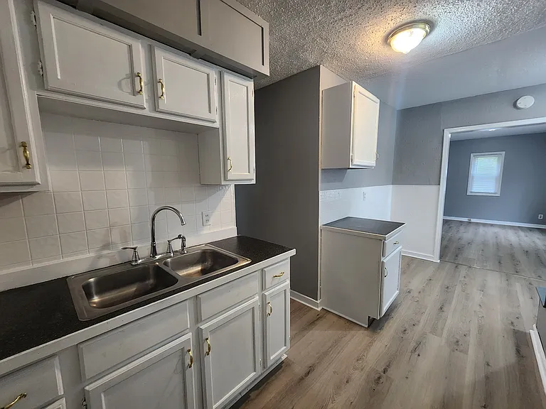 151 French St — Photo 6