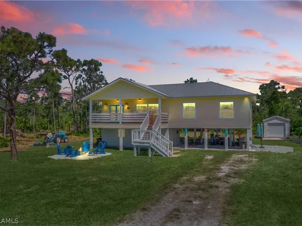 6374 Fuller Dr, Bokeelia, FL 33922