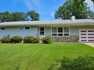 174 Bear Creek Blvd, Wilkes Barre, PA 18702