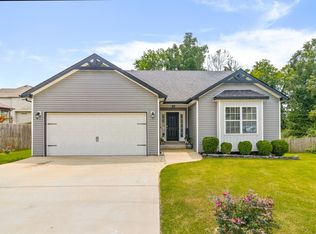 105 Brocket Ct, Clarksville, TN 37040