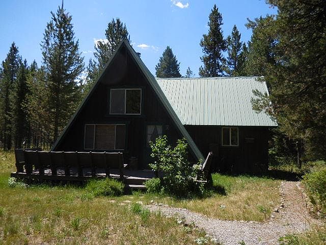1st image of 3738 Hillcrest Ln