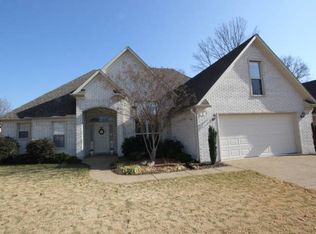 26 Bent Tree Cv, Jackson, TN 38305