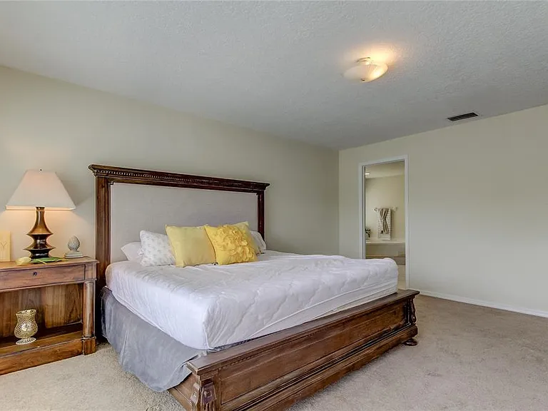 9401 Woodbay Dr — Photo 31