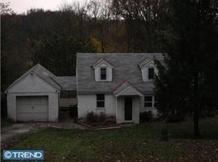 10 Oakwood Ln, Phoenixville, PA 19460