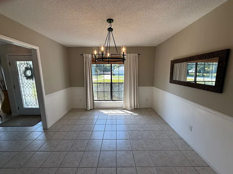 1380 Calcutta Dr — Photo 11