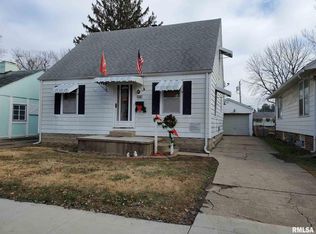 2416 S 13th St, Springfield, IL 62703