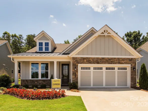 8925 Silver Springs Ct, Charlotte, NC 28215